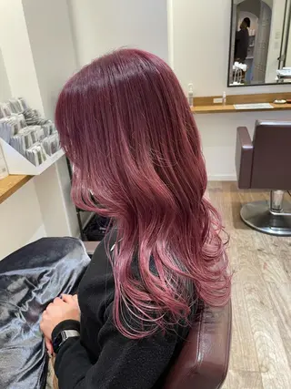 カラー 栗林 茉那のヘアスタイル