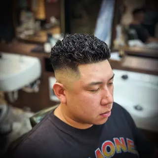 パーマ メンズ BarberShop Un-fil所属・TAIGA -BARBERのヘアスタイル