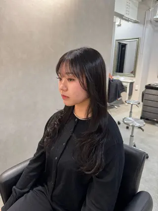 ロング reira/堀江/ レイヤーカットのヘアスタイル