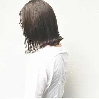 ショート カラー ブリーチ、パーマ 西部笑のヘアスタイル