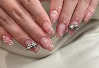 ネイル AngelChris ビューティーサロンのネイルデザイン