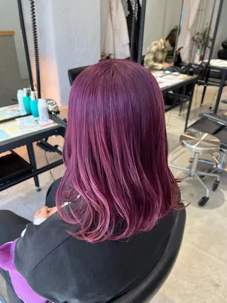 ミディアム カラー オタク美容師💟 チバコナツのヘアスタイル