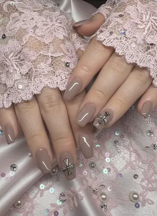 ネイル 24時間営業 UNABOMBAのネイルデザイン