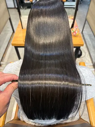 セミロング ✨髪質改善特化✨ 店長　安岡朋哉のヘアスタイル