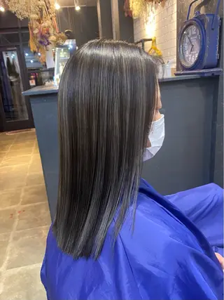 セミロング カラー attrait所属・アトレ＊個室サロン himekaのヘアスタイル