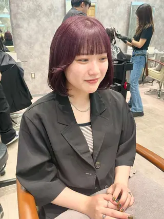 ミディアム カラー 🤍MIDUKI🤍 韓国風レイヤーカットのヘアスタイル