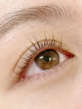 マツエク・マツパ ヒヨシ ルナのヘアスタイル