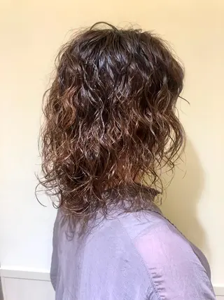 ミディアム カラー パーマ さかい なつみのヘアスタイル