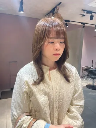 ミディアム 永宮 采佳のヘアスタイル