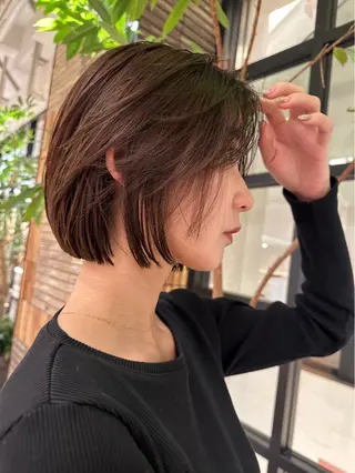 ショート カラー 林 美佑のヘアスタイル