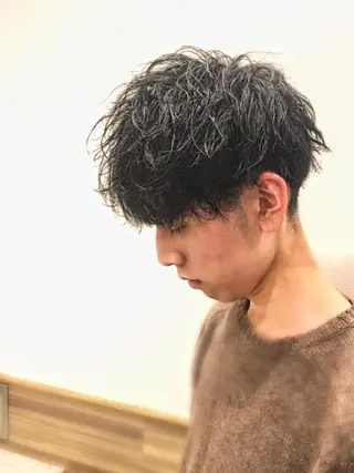 ショート ゼロスバーバーショップ所属・予約1000件超 ✨メンズパーマのヘアスタイル