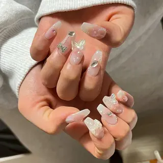 ネイル Mai 🪽🩵のネイルデザイン