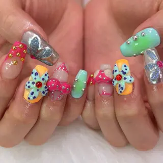 ネイル 👽個性派ネイル🎀 komachiのマツエク・マツパデザイン