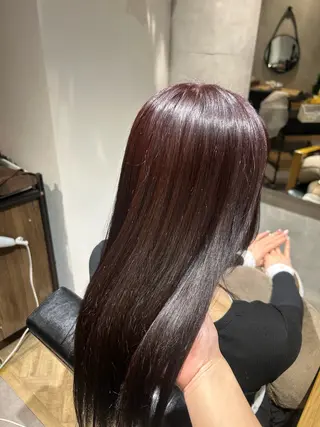 ロング 金澤 七海のヘアスタイル