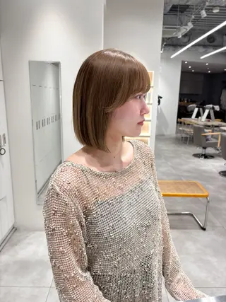 ショート カラー Unami 表参道所属・ばんちなつ / ボブ/透明感カラーのヘアスタイル