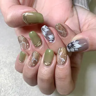 ネイル atelier FIORITURA所属・FIORITURA aiのネイルデザイン