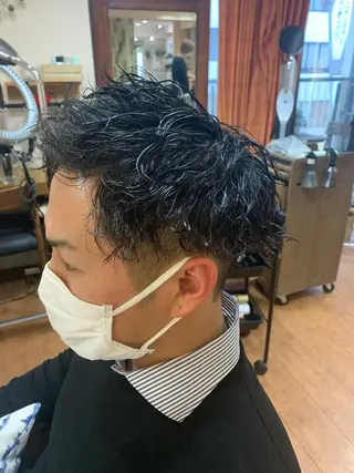 ショート 副店長　山本 竜司のヘアスタイル