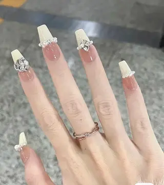 ネイル シーシー ネイルのネイルデザイン