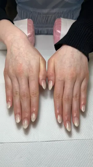 ネイル 名越 彩花のネイルデザイン