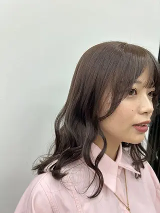 カラー 藤原 あかりのヘアスタイル