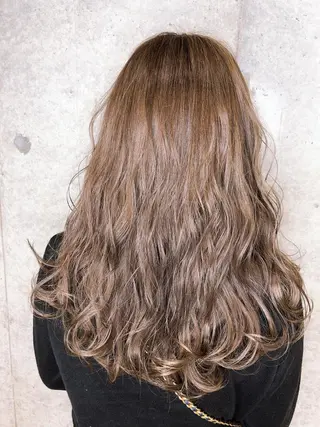 セミロング カラー LA KING GINZA TOKYO所属・🧡ショートの達人 🧡SHOのヘアスタイル