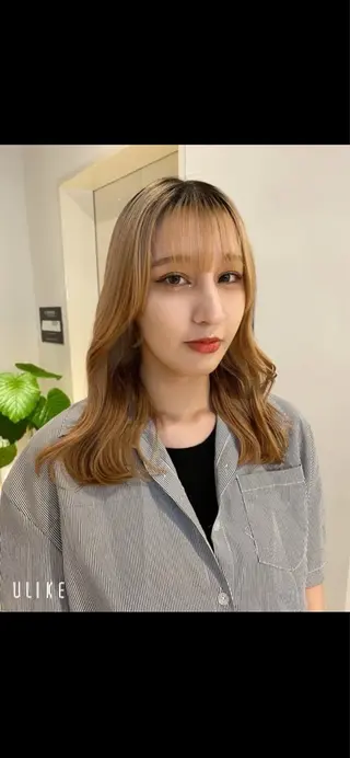 ロング ヘアアレンジ Number博多所属・東村 光希のヘアスタイル