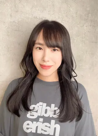 セミロング KAEDE🎀 ジャニオタ美容師のヘアスタイル