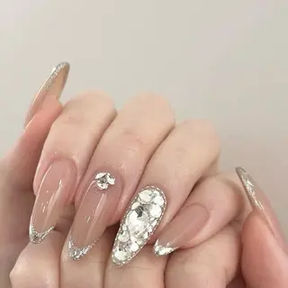 ネイル Lee Nailsのネイルデザイン