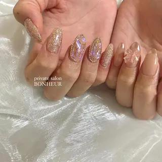 ネイル BONHEUR Annaのネイルデザイン