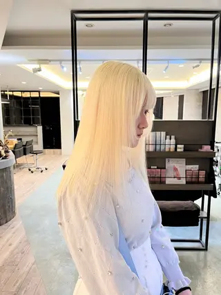 セミロング ケアブリーチ🌟 ♢WATARU♢のヘアスタイル