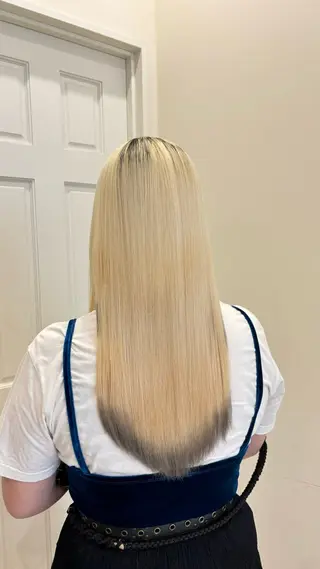 ロング よこやま なぎさのヘアスタイル