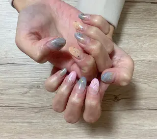 ネイル MINAMI nailsのネイルデザイン