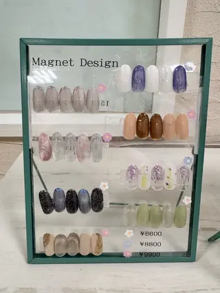 ネイル ネイルサロンエーナイン西友西町店所属・山崎 莉菜のネイルデザイン