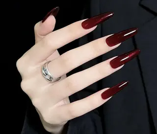 ネイル ロングネイル長さ出し 専門Spade Qのネイルデザイン