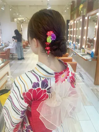 セミロング ヘアアレンジ 🐳 あゆは🐳のヘアスタイル