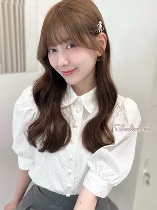 セミロング カラー 盛れる顔周り🤍渋谷 Risa🎀のヘアスタイル