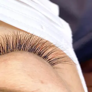 マツエク・マツパ まつげと眉の専門店　Sylph所属・西村 ちひろのマツエク・マツパデザイン