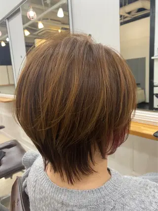 ショート カラー リルウヘアー 天王寺のヘアスタイル