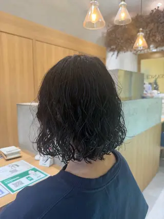 ミディアム パーマ AVANCE. 玉置日向我のヘアスタイル