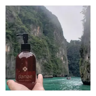 セミロング カラー 髪の病院ルーミールーム所属・髪の病院  ルーミールームのヘアスタイル