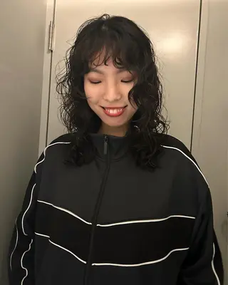 セミロング パーマ レイヤーパーマ🪐 伽羅のヘアスタイル