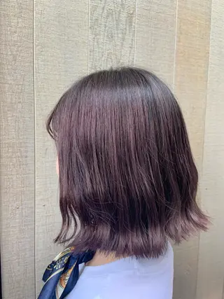 ショート カラー ハイトーンカラー🤍 山下 優華のヘアスタイル