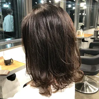 セミロング カラー 🌟横浜THREE 店長担当🌟のヘアスタイル