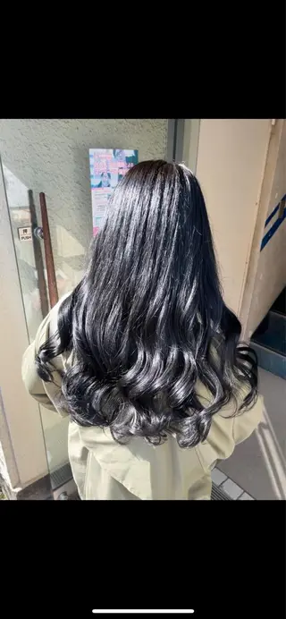 ロング カラー 艶髪/ハイトーン/ ヘアセット/モエノのヘアスタイル