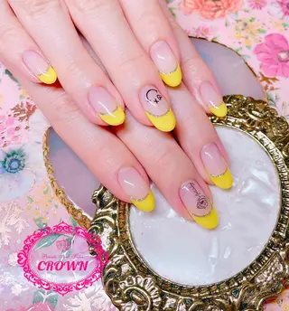 ネイル CROWN プライベートサロンのネイルデザイン