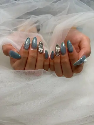 ネイル Rendezvous nailsalon所属・Sana ⭐︎のネイルデザイン