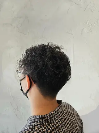 ショート メンズ パーマ 薄葉 美菜子のヘアスタイル