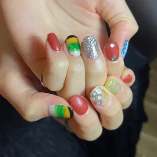 ネイル フリーランス¨̮⃝ ネイリストOKADAのネイルデザイン