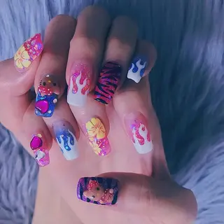 ネイル NOIROUGE所属・NOI ROUGEのネイルデザイン