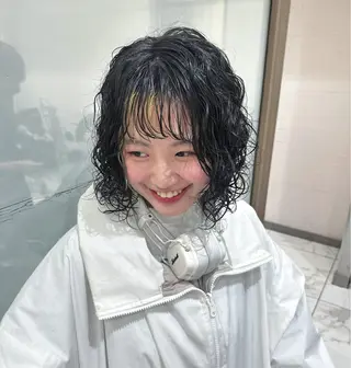 ミディアム パーマ hollo原宿所属・パーマ/ハイトーン 🎀Rumiのヘアスタイル